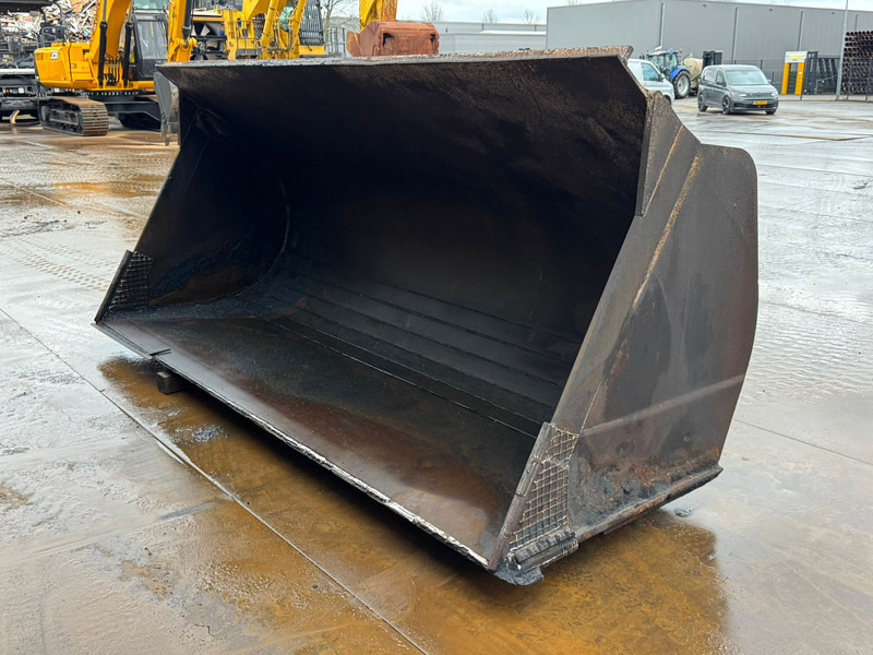 Caterpillar Bucket CAT 980 - Bucket: picture 1 Caterpillar Bucket CAT 980 - Bucket: picture 1