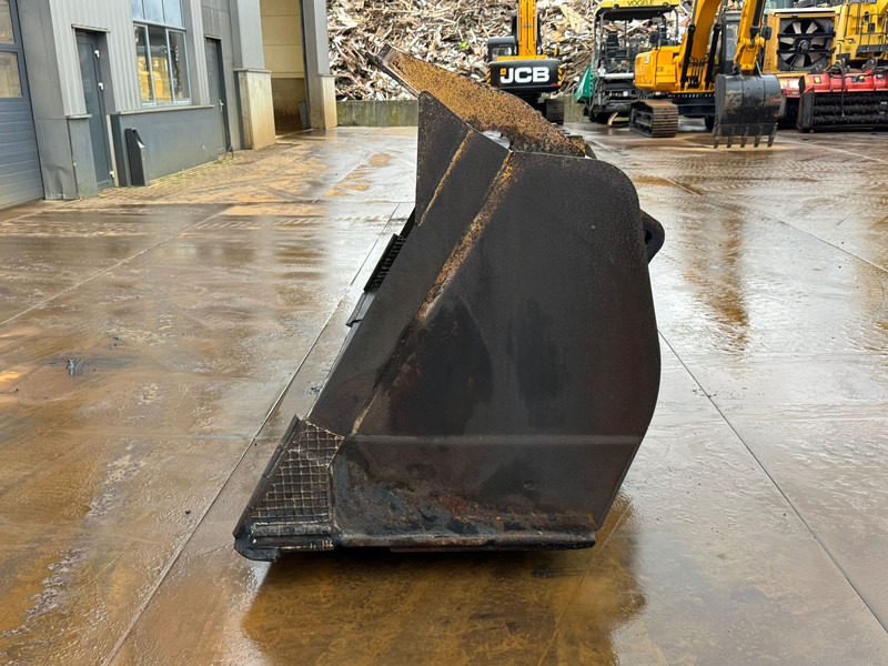 Caterpillar Bucket CAT 980 - Bucket: picture 2 Caterpillar Bucket CAT 980 - Bucket: picture 2