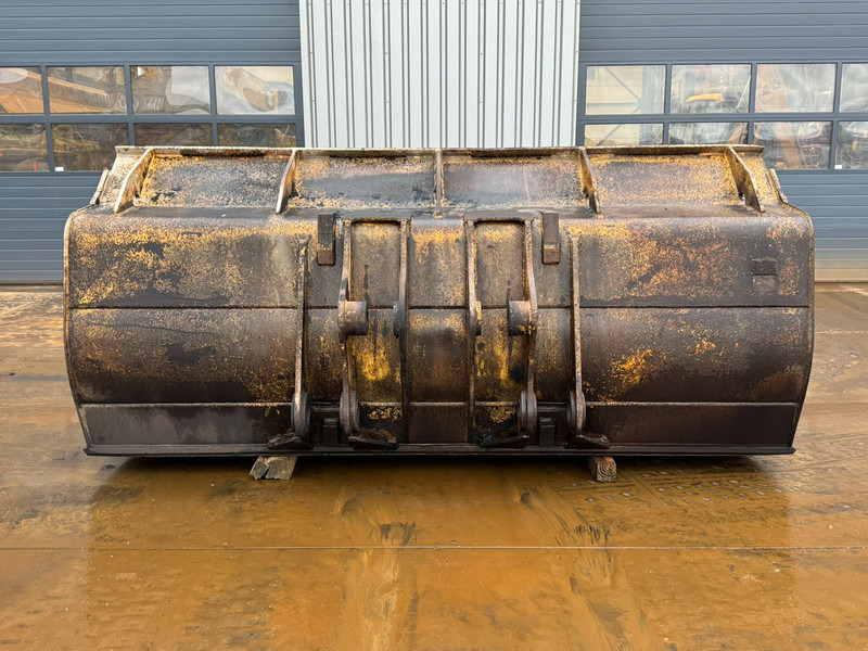 Caterpillar Bucket CAT 980 - Bucket: picture 4 Caterpillar Bucket CAT 980 - Bucket: picture 4