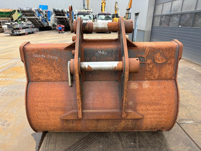 Caterpillar Bucket Cat 365/374 - Bucket: picture 4 Caterpillar Bucket Cat 365/374 - Bucket: picture 4