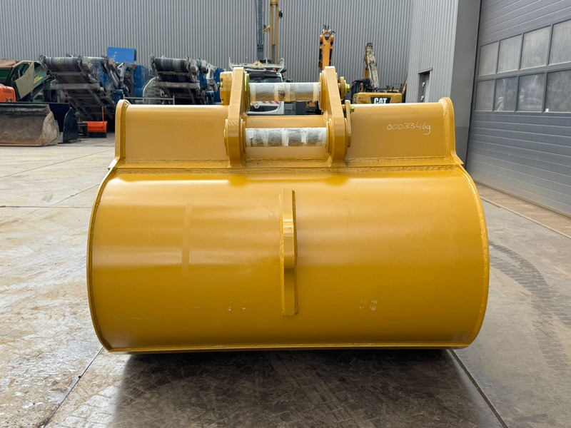 Caterpillar CAT349 GP BUCKET 3.82 CBM, 7 Teeth, S, TB Linkage - Bucket: picture 4 Caterpillar CAT349 GP BUCKET 3.82 CBM, 7 Teeth, S, TB Linkage - Bucket: picture 4