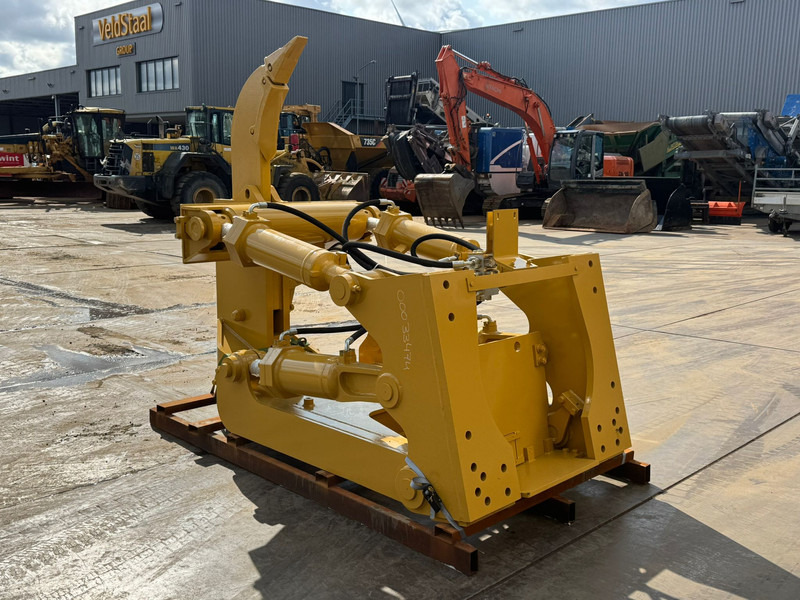 Caterpillar D8T D8R D8N Single Shank Ripper (forged shanks) - Ripper: picture 5 Caterpillar D8T D8R D8N Single Shank Ripper (forged shanks) - Ripper: picture 5