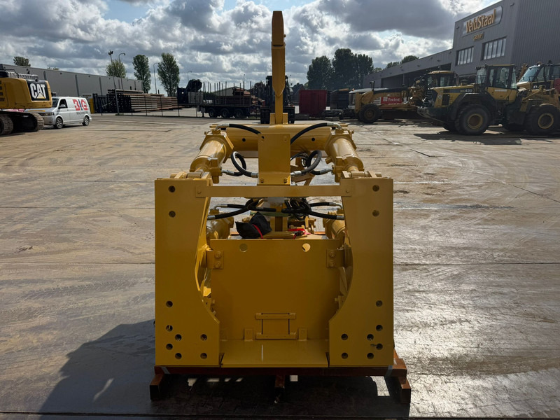 Caterpillar D8T D8R D8N Single Shank Ripper (forged shanks) - Ripper: picture 4 Caterpillar D8T D8R D8N Single Shank Ripper (forged shanks) - Ripper: picture 4