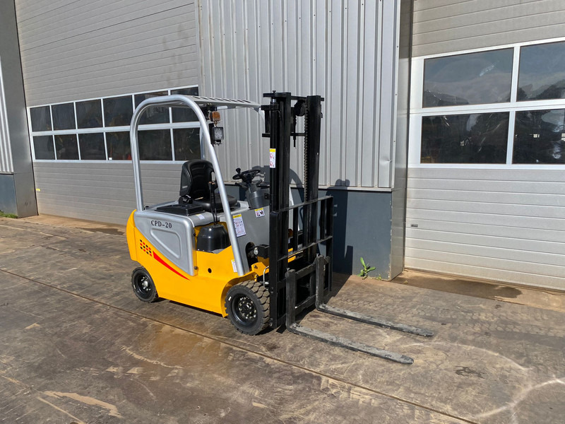 New Forklift EASY LIFT CPD 20 Forklift - 2.000 kg loading cap.: picture 6