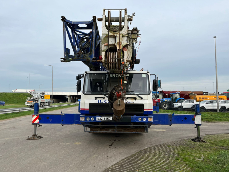 Mobile crane Grove GMK4075: picture 15 Mobile crane Grove GMK4075: picture 15