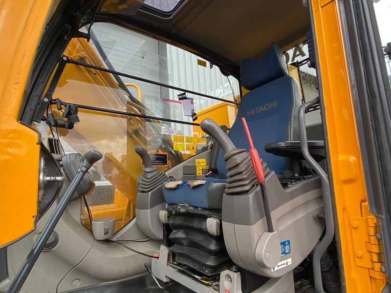 Crawler excavator Hitachi ZX160 LC-3 / CE certified - Verachtert quick coupler: picture 17