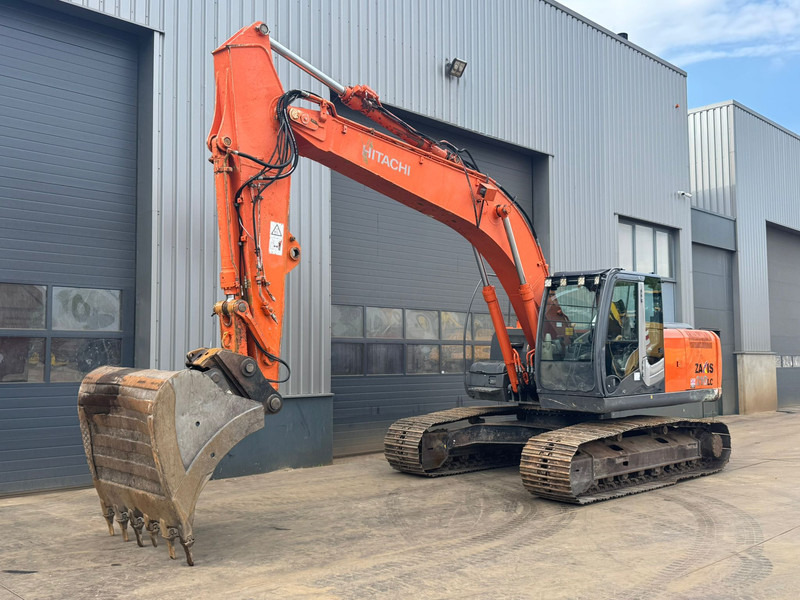 Hitachi ZX210LC-3 - Crawler excavator: picture 2 Hitachi ZX210LC-3 - Crawler excavator: picture 2