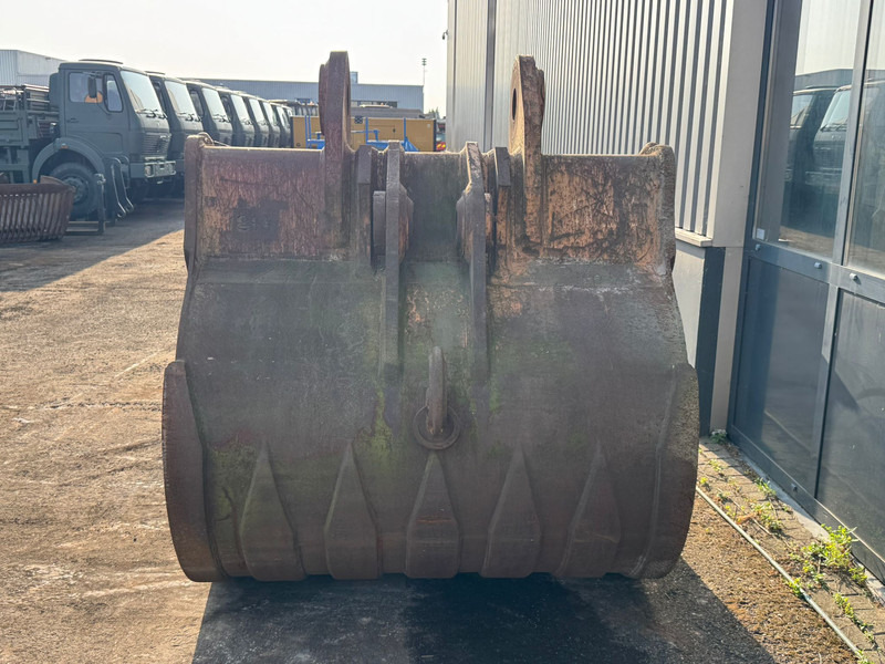 Lehnhoff HH8-1700 - Bucket: picture 4 Lehnhoff HH8-1700 - Bucket: picture 4