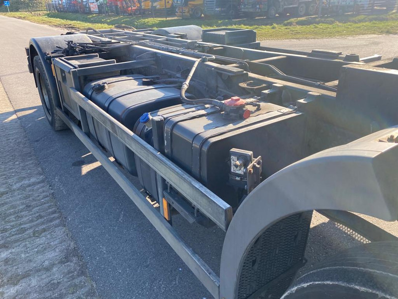 Cab chassis truck MERCEDESBENZ AXOR 1829 4x2 chassis cab: picture 16 Cab chassis truck MERCEDESBENZ AXOR 1829 4x2 chassis cab: picture 16