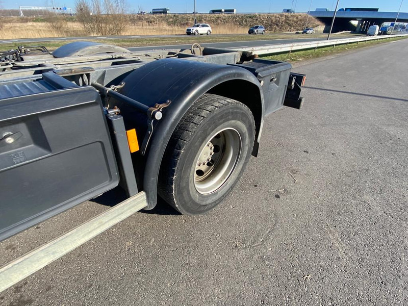 Cab chassis truck MERCEDESBENZ AXOR 1829 4x2 chassis cab: picture 11 Cab chassis truck MERCEDESBENZ AXOR 1829 4x2 chassis cab: picture 11