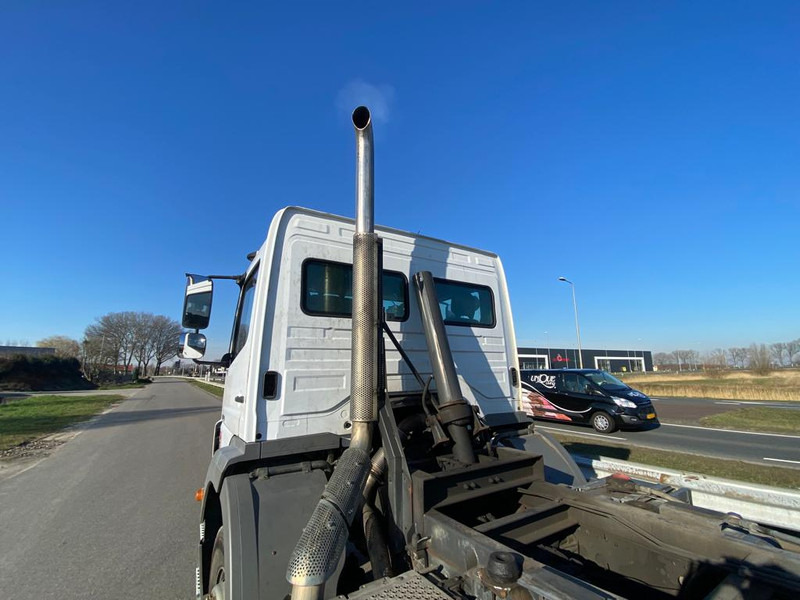 Cab chassis truck MERCEDESBENZ AXOR 1829 4x2 chassis cab: picture 13 Cab chassis truck MERCEDESBENZ AXOR 1829 4x2 chassis cab: picture 13