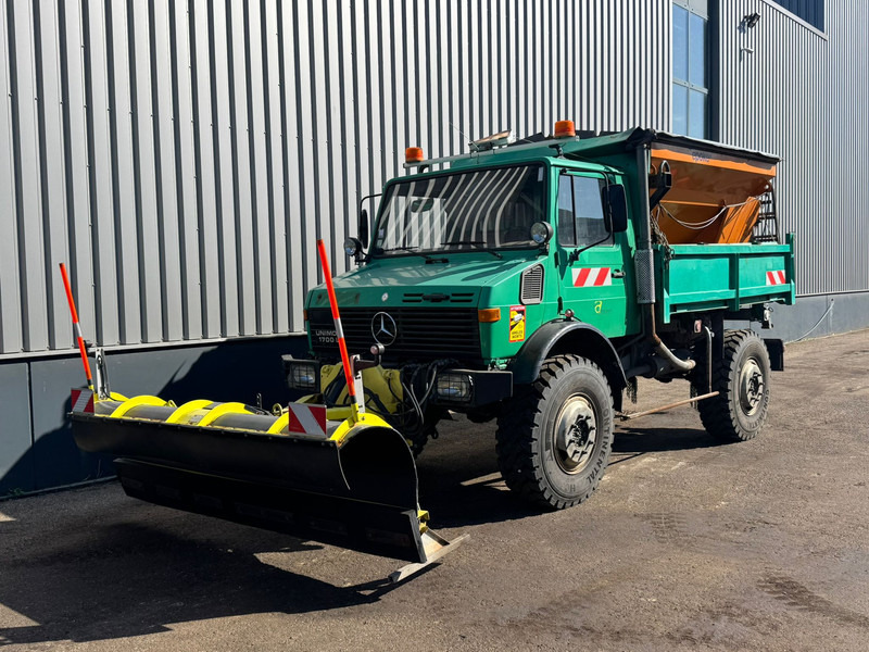 MERCEDESBENZ Unimog U1700 - Road sweeper: picture 1 MERCEDESBENZ Unimog U1700 - Road sweeper: picture 1