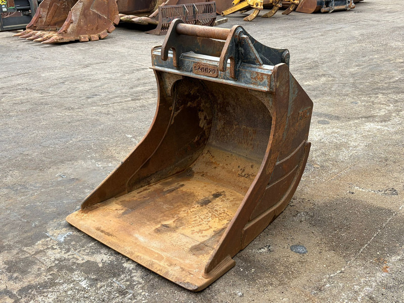 PMC S70 DGB223 1200L 1200mm Bucket - Bucket: picture 1 PMC S70 DGB223 1200L 1200mm Bucket - Bucket: picture 1