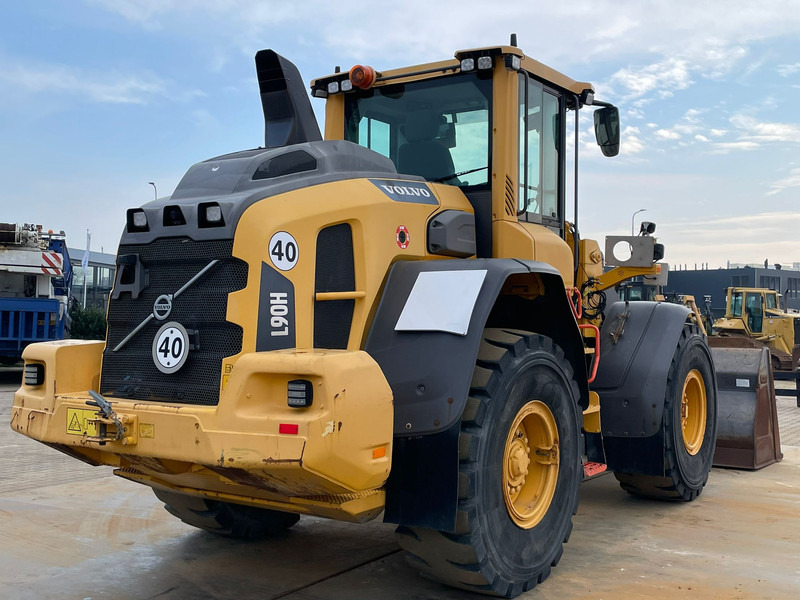 Volvo L90H - Wheel loader: picture 5 Volvo L90H - Wheel loader: picture 5