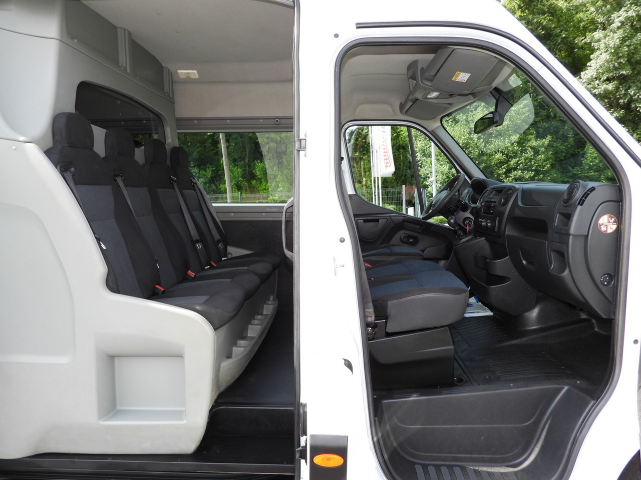 Commercial vehicle RENAULT MASTER BOX DELIVERY VAN 7 SEATS CRUISE CONTROL TWIN WHEELS AIR CONDITIONING  145HP: picture 33