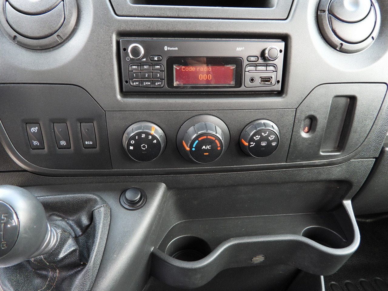 Commercial vehicle RENAULT MASTER BOX DELIVERY VAN 7 SEATS CRUISE CONTROL TWIN WHEELS AIR CONDITIONING  145HP: picture 30