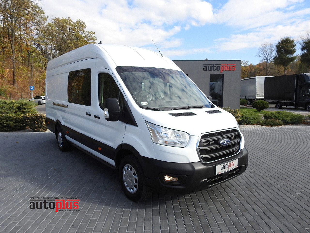 FORD TRANSIT BOX DELIVERY VAN 6 SEATS CRUISE CONTROL AIR CONDITIONING LED LIGHTS 130HP - Panel van: picture 1 FORD TRANSIT BOX DELIVERY VAN 6 SEATS CRUISE CONTROL AIR CONDITIONING LED LIGHTS 130HP - Panel van: picture 1