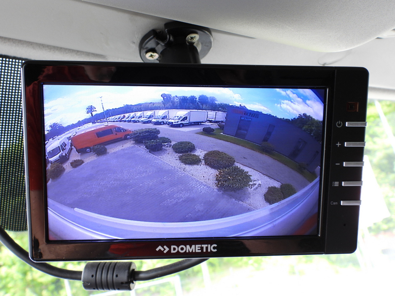 Box van FORD TRANSIT BOX LIFT 8 PALLETS CRUISE CONTROL LED LIGHTS AIR CONDITIONING 130HP: picture 48 Box van FORD TRANSIT BOX LIFT 8 PALLETS CRUISE CONTROL LED LIGHTS AIR CONDITIONING 130HP: picture 48