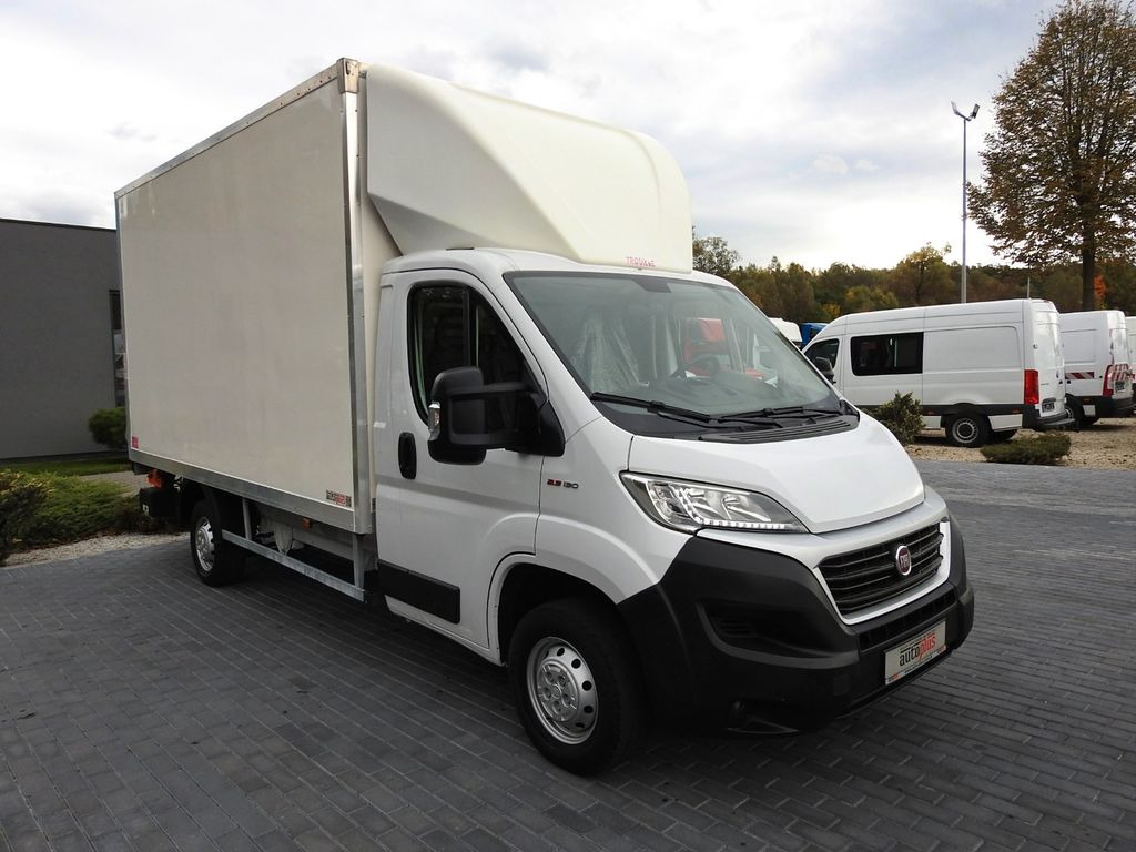Fiat DUCATO KOFFER AUFZUG 8 PAL. TEMPOMAT NAVIGATON - Box van: picture 4 Fiat DUCATO KOFFER AUFZUG 8 PAL. TEMPOMAT NAVIGATON - Box van: picture 4