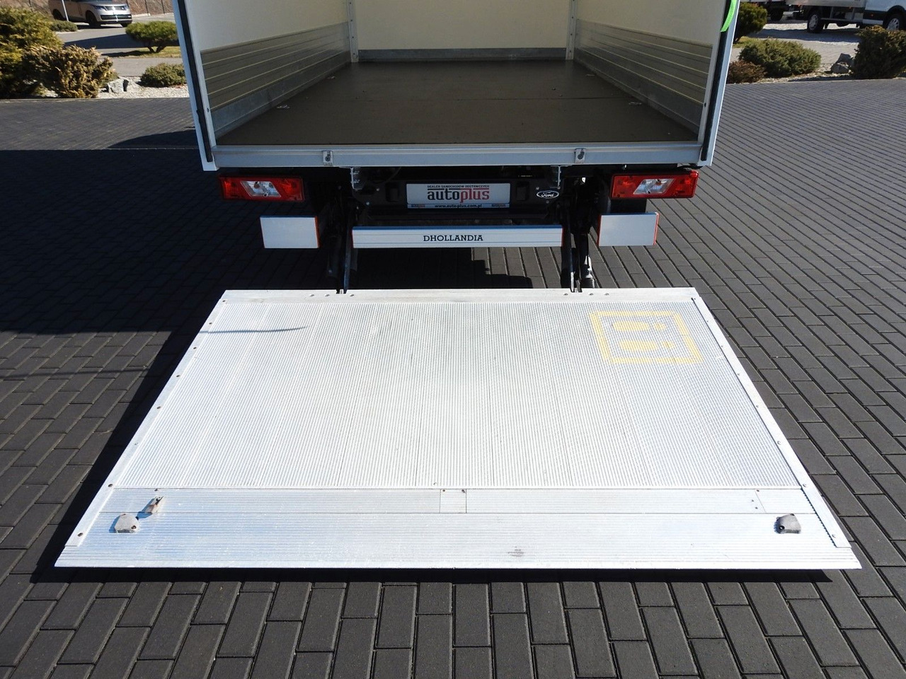 Leasing of  Ford TRANSIT  KOFFER AUFZUG 8 PALETTEN ZWILLINGSRÄDER Ford TRANSIT  KOFFER AUFZUG 8 PALETTEN ZWILLINGSRÄDER: picture 18