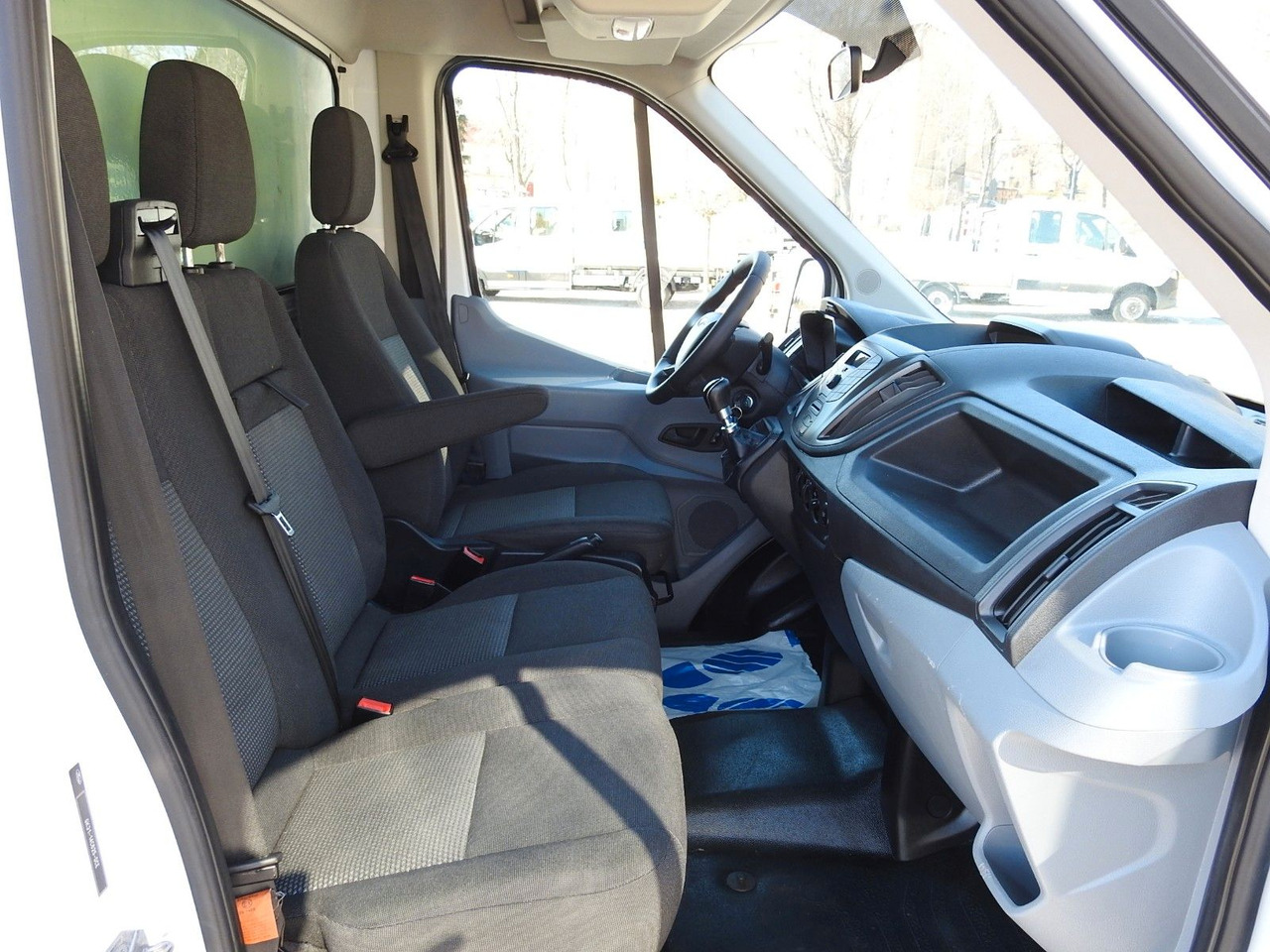 Leasing of  Ford TRANSIT  KOFFER AUFZUG 8 PALETTEN ZWILLINGSRÄDER Ford TRANSIT  KOFFER AUFZUG 8 PALETTEN ZWILLINGSRÄDER: picture 28
