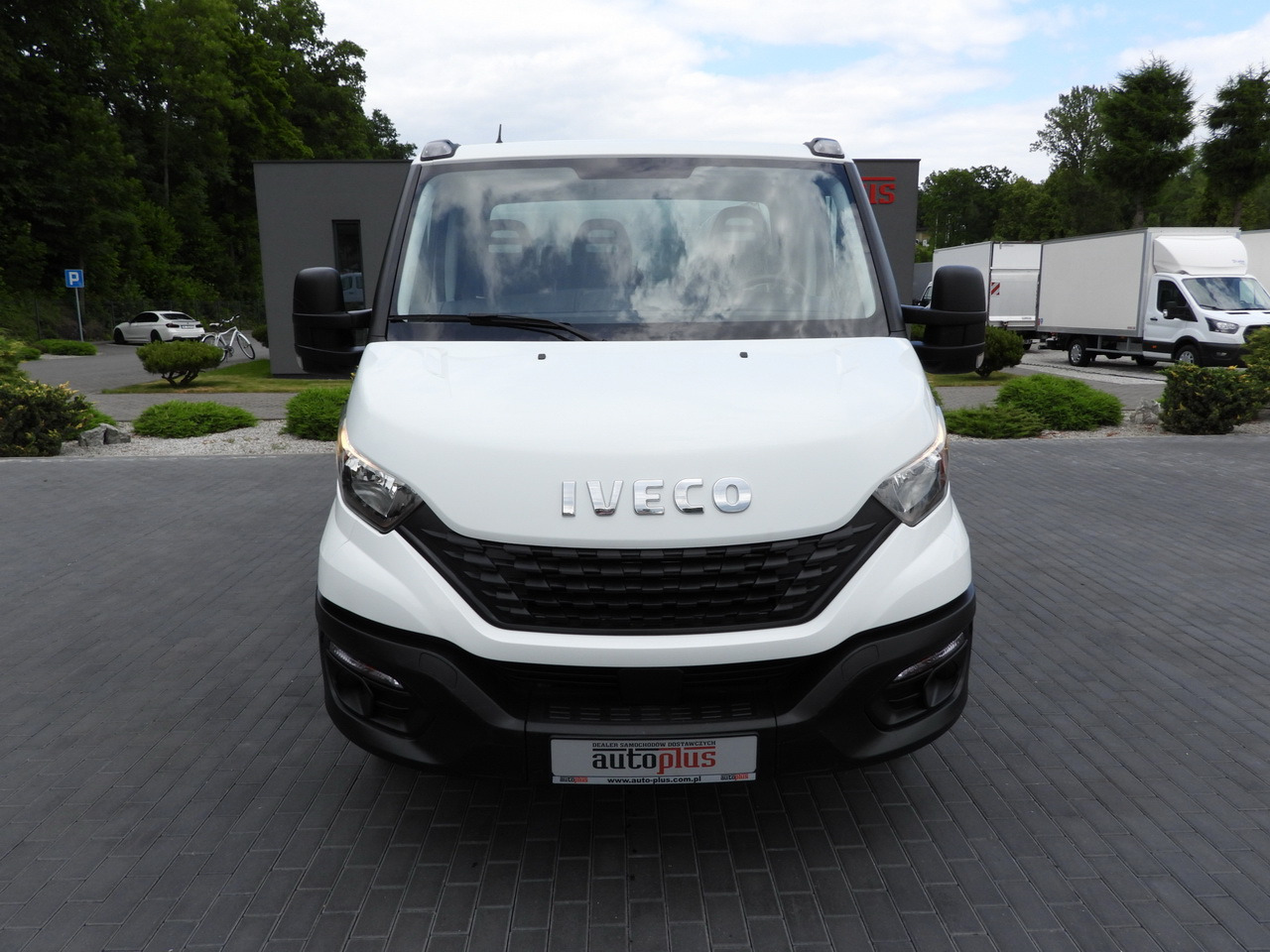 IVECO DAILY 35C16 TIPPER CRUISE CONTROL TWIN WHEELS AIR CONDITIONING 160HP - Tipper van: picture 5 IVECO DAILY 35C16 TIPPER CRUISE CONTROL TWIN WHEELS AIR CONDITIONING 160HP - Tipper van: picture 5