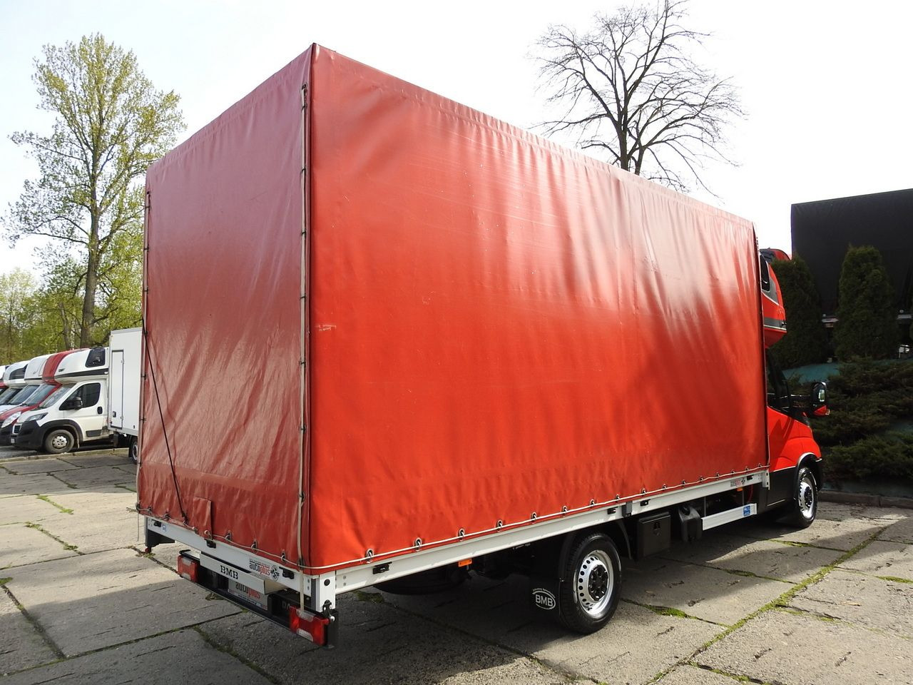 Curtain side van IVECO DAILY 35S18 TARPAULIN 10 PALLETS WEBASTO CRUISE CONTROL LED LIGHTS AIR CONDITIONING 180HP: picture 13 Curtain side van IVECO DAILY 35S18 TARPAULIN 10 PALLETS WEBASTO CRUISE CONTROL LED LIGHTS AIR CONDITIONING 180HP: picture 13