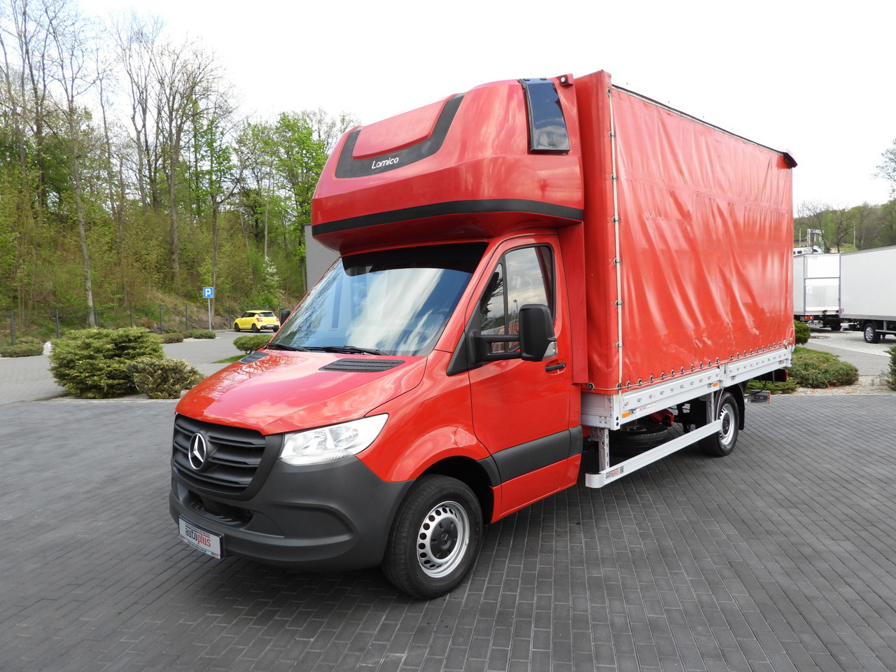 Curtain side van MERCEDES SPRINTER 316 8 PALLETS TARPAULIN LIFT CRUISE CONTROL AIR CONDITIONING 160HP: picture 19 Curtain side van MERCEDES SPRINTER 316 8 PALLETS TARPAULIN LIFT CRUISE CONTROL AIR CONDITIONING 160HP: picture 19