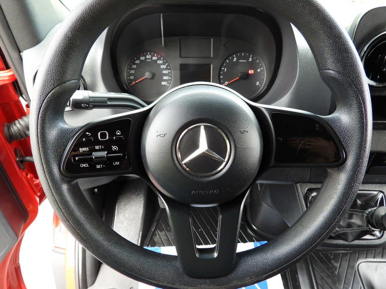 Curtain side van MERCEDES SPRINTER 316 8 PALLETS TARPAULIN LIFT CRUISE CONTROL AIR CONDITIONING 160HP: picture 36 Curtain side van MERCEDES SPRINTER 316 8 PALLETS TARPAULIN LIFT CRUISE CONTROL AIR CONDITIONING 160HP: picture 36