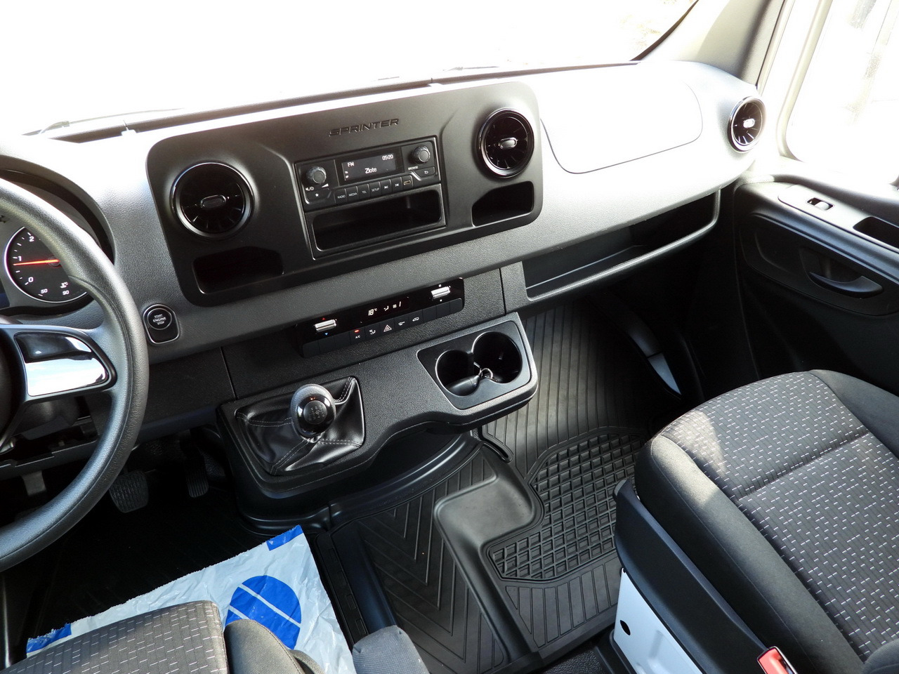 Leasing of MERCEDES SPRINTER 316 TARPAULIN 8 PALLETS WEBASTO CRUISE CONTROL AIR CONDITIONING  160HP MERCEDES SPRINTER 316 TARPAULIN 8 PALLETS WEBASTO CRUISE CONTROL AIR CONDITIONING  160HP: picture 32