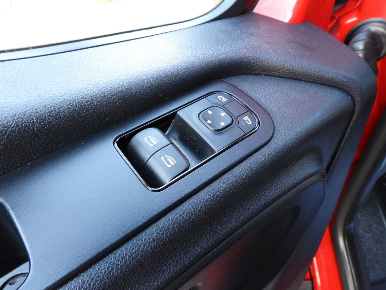 Curtain side van MERCEDES SPRINTER 316 TARPAULIN LIFT 8 PALLETS WEBASTO CRUISE CONTROL AIR CONDITIONING 160HP: picture 30 Curtain side van MERCEDES SPRINTER 316 TARPAULIN LIFT 8 PALLETS WEBASTO CRUISE CONTROL AIR CONDITIONING 160HP: picture 30