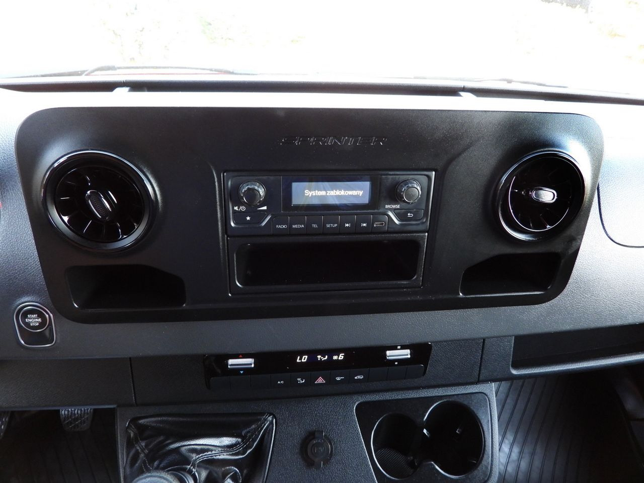 Curtain side van MERCEDES SPRINTER 316 TARPAULIN LIFT 8 PALLETS WEBASTO CRUISE CONTROL AIR CONDITIONING 160HP: picture 38 Curtain side van MERCEDES SPRINTER 316 TARPAULIN LIFT 8 PALLETS WEBASTO CRUISE CONTROL AIR CONDITIONING 160HP: picture 38