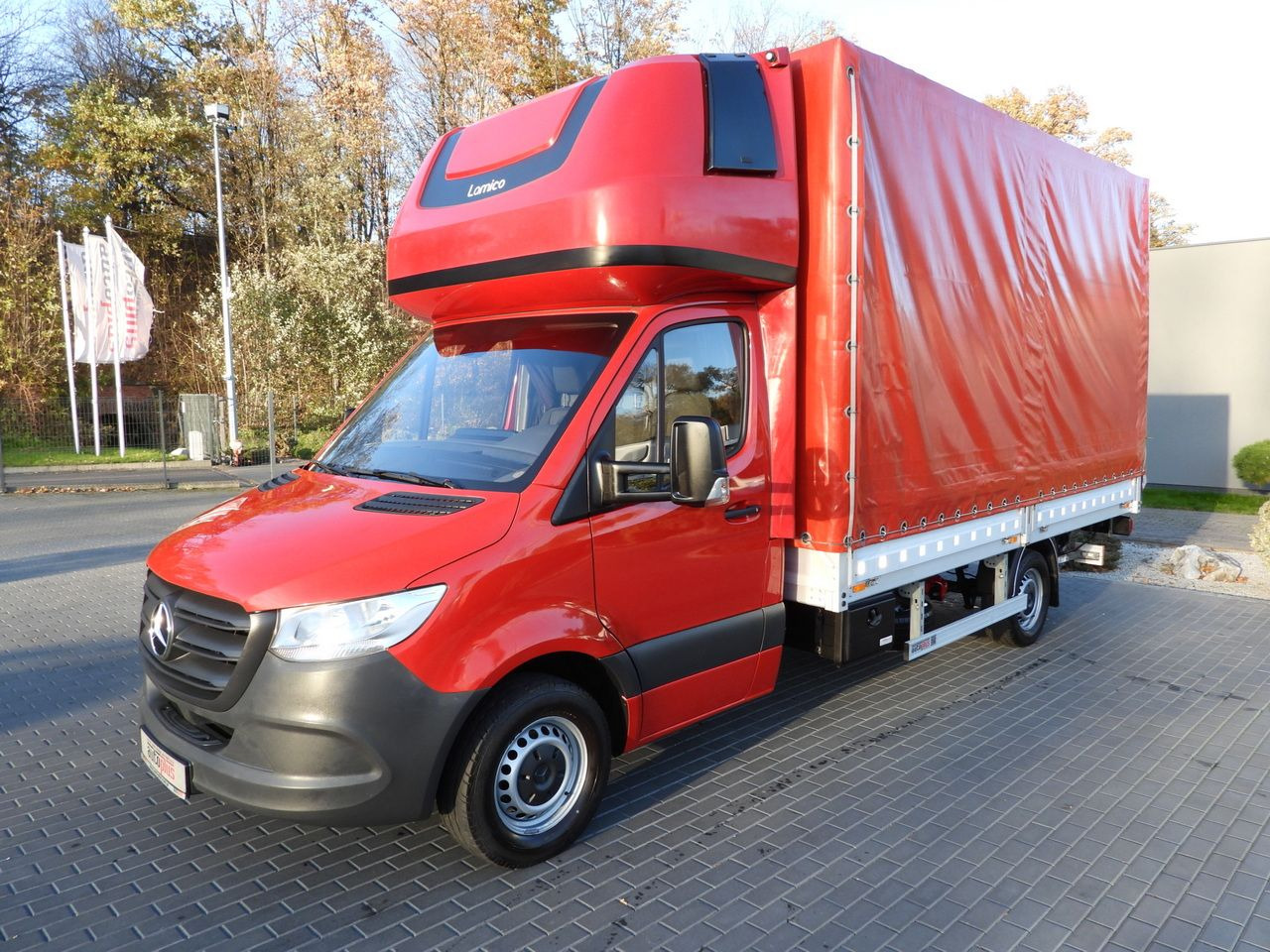 Curtain side van MERCEDES SPRINTER 316 TARPAULIN LIFT 8 PALLETS WEBASTO CRUISE CONTROL AIR CONDITIONING 160HP: picture 6 Curtain side van MERCEDES SPRINTER 316 TARPAULIN LIFT 8 PALLETS WEBASTO CRUISE CONTROL AIR CONDITIONING 160HP: picture 6