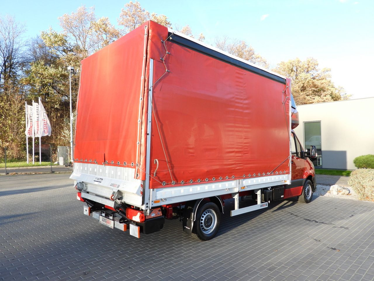 Curtain side van MERCEDES SPRINTER 316 TARPAULIN LIFT 8 PALLETS WEBASTO CRUISE CONTROL AIR CONDITIONING 160HP: picture 16 Curtain side van MERCEDES SPRINTER 316 TARPAULIN LIFT 8 PALLETS WEBASTO CRUISE CONTROL AIR CONDITIONING 160HP: picture 16