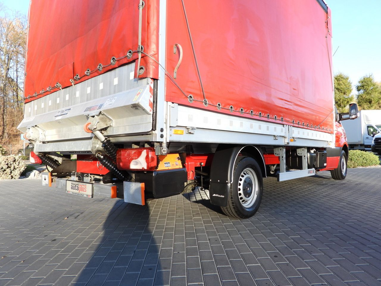 Curtain side van MERCEDES SPRINTER 316 TARPAULIN LIFT 8 PALLETS WEBASTO CRUISE CONTROL AIR CONDITIONING 160HP: picture 27 Curtain side van MERCEDES SPRINTER 316 TARPAULIN LIFT 8 PALLETS WEBASTO CRUISE CONTROL AIR CONDITIONING 160HP: picture 27