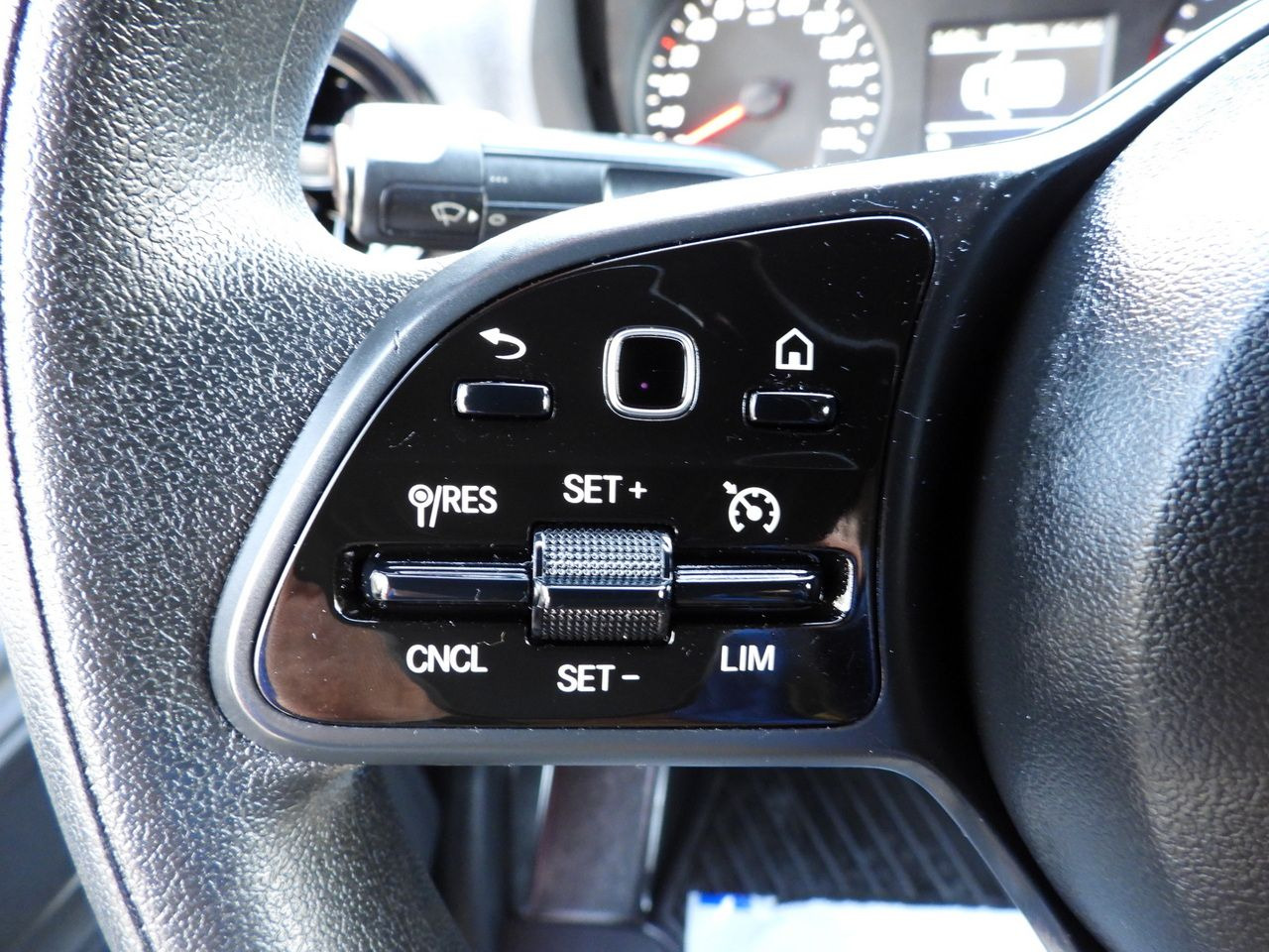 Curtain side van MERCEDES SPRINTER 316 TARPAULIN LIFT 8 PALLETS WEBASTO CRUISE CONTROL AIR CONDITIONING 160HP: picture 35 Curtain side van MERCEDES SPRINTER 316 TARPAULIN LIFT 8 PALLETS WEBASTO CRUISE CONTROL AIR CONDITIONING 160HP: picture 35