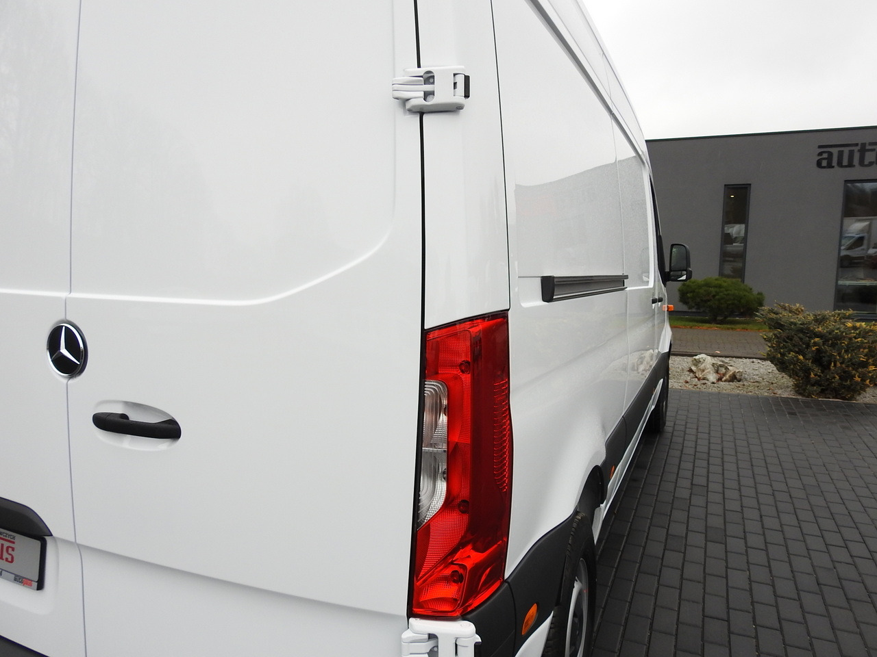 New Panel van, Electric van MERCEDES eSprinter NEW ELECTRIC VAN AUTOMATIC TRANSMISSION GUARANTEE 95HP: picture 16 New Panel van, Electric van MERCEDES eSprinter NEW ELECTRIC VAN AUTOMATIC TRANSMISSION GUARANTEE 95HP: picture 16