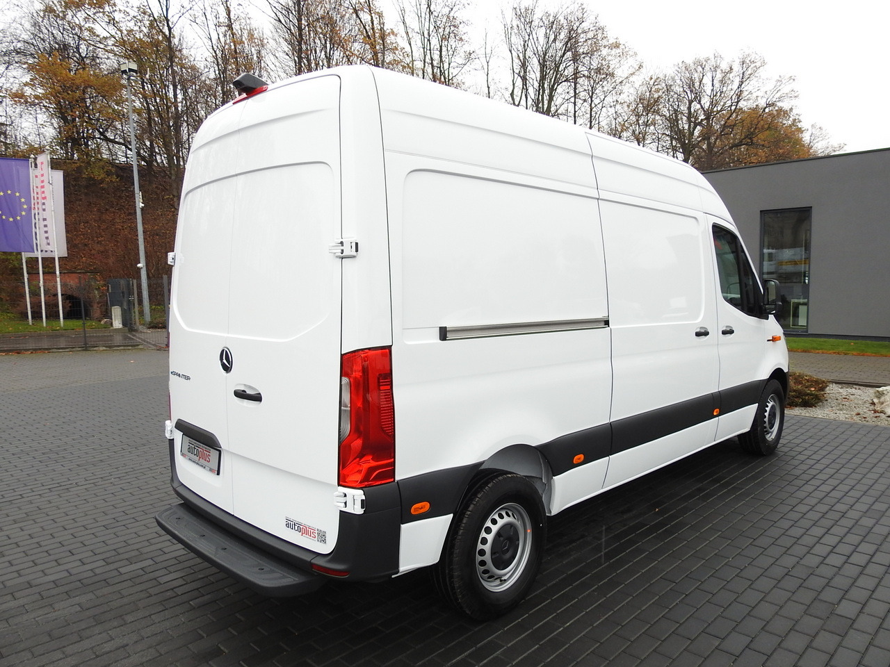 New Panel van, Electric van MERCEDES eSprinter NEW ELECTRIC VAN AUTOMATIC TRANSMISSION GUARANTEE 95HP: picture 14 New Panel van, Electric van MERCEDES eSprinter NEW ELECTRIC VAN AUTOMATIC TRANSMISSION GUARANTEE 95HP: picture 14
