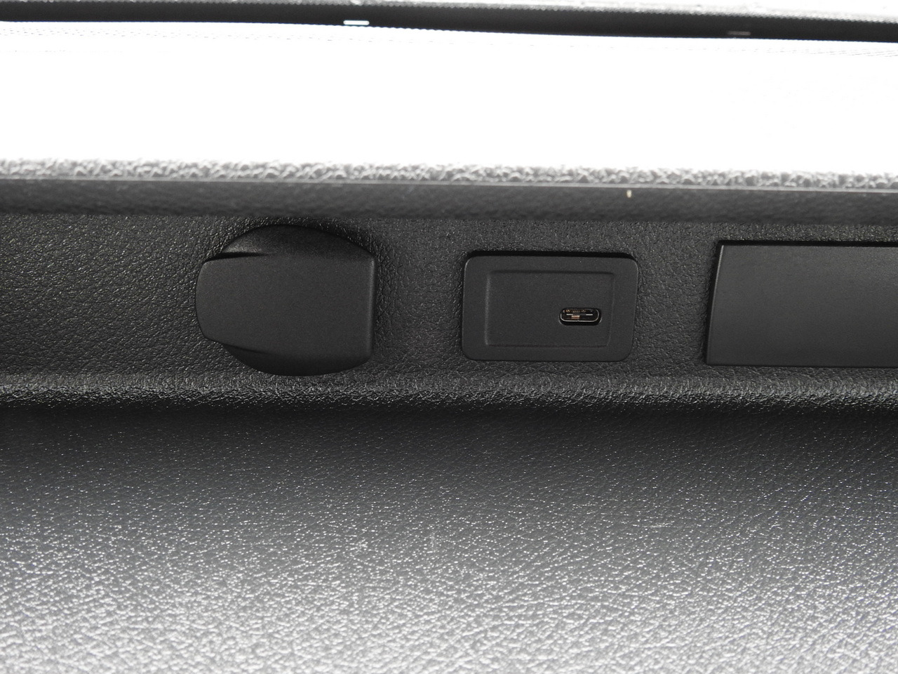 New Panel van, Electric van MERCEDES eSprinter NEW ELECTRIC VAN AUTOMATIC TRANSMISSION GUARANTEE 95HP: picture 35 New Panel van, Electric van MERCEDES eSprinter NEW ELECTRIC VAN AUTOMATIC TRANSMISSION GUARANTEE 95HP: picture 35