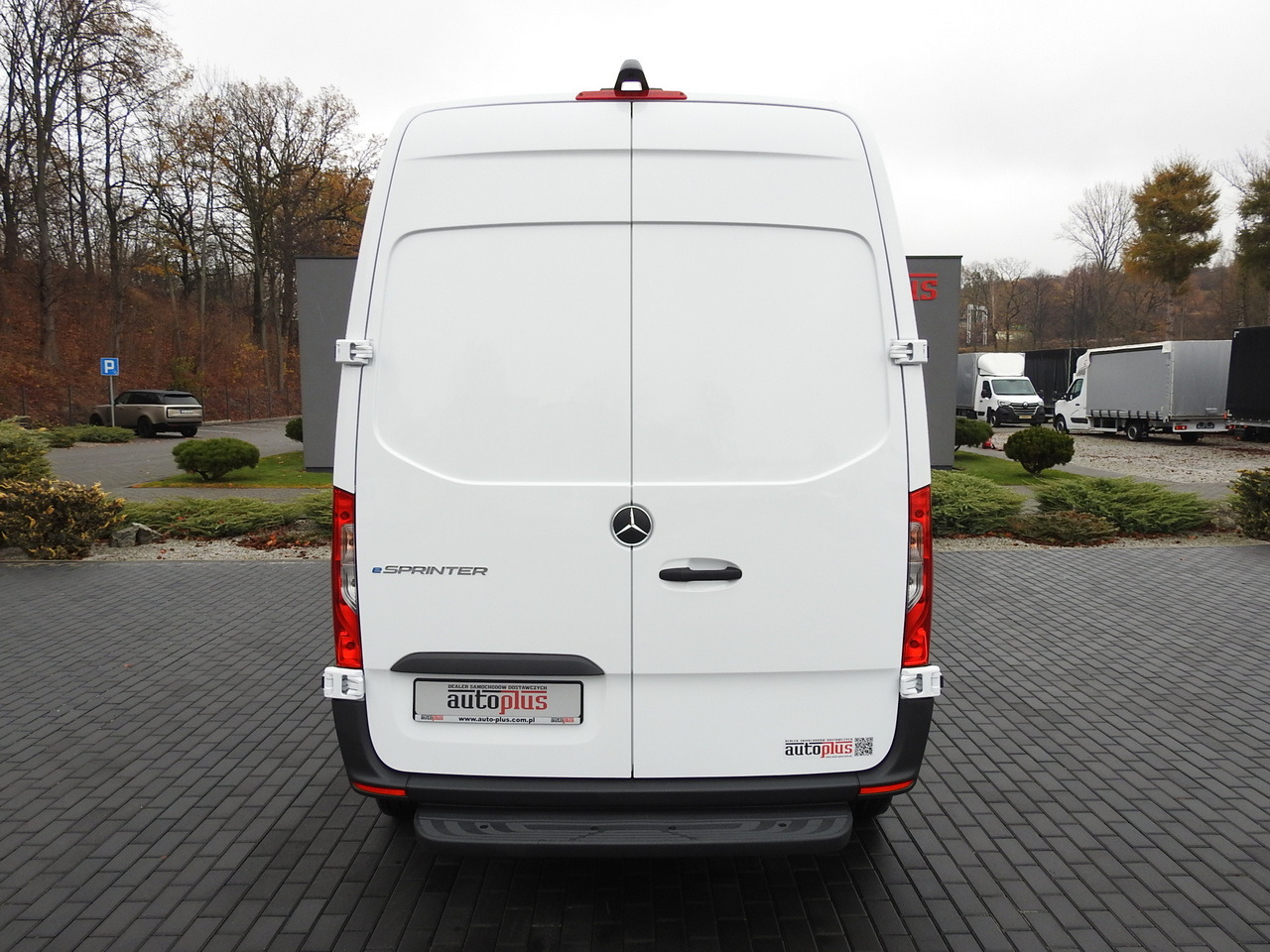 New Panel van, Electric van MERCEDES eSprinter NEW ELECTRIC VAN AUTOMATIC TRANSMISSION GUARANTEE 95HP: picture 11 New Panel van, Electric van MERCEDES eSprinter NEW ELECTRIC VAN AUTOMATIC TRANSMISSION GUARANTEE 95HP: picture 11