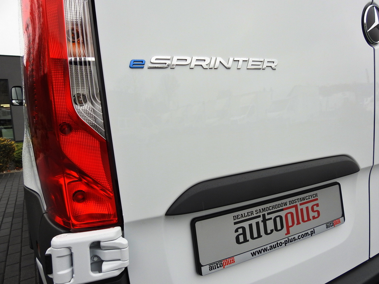 New Panel van, Electric van MERCEDES eSprinter NEW ELECTRIC VAN AUTOMATIC TRANSMISSION GUARANTEE 95HP: picture 20 New Panel van, Electric van MERCEDES eSprinter NEW ELECTRIC VAN AUTOMATIC TRANSMISSION GUARANTEE 95HP: picture 20