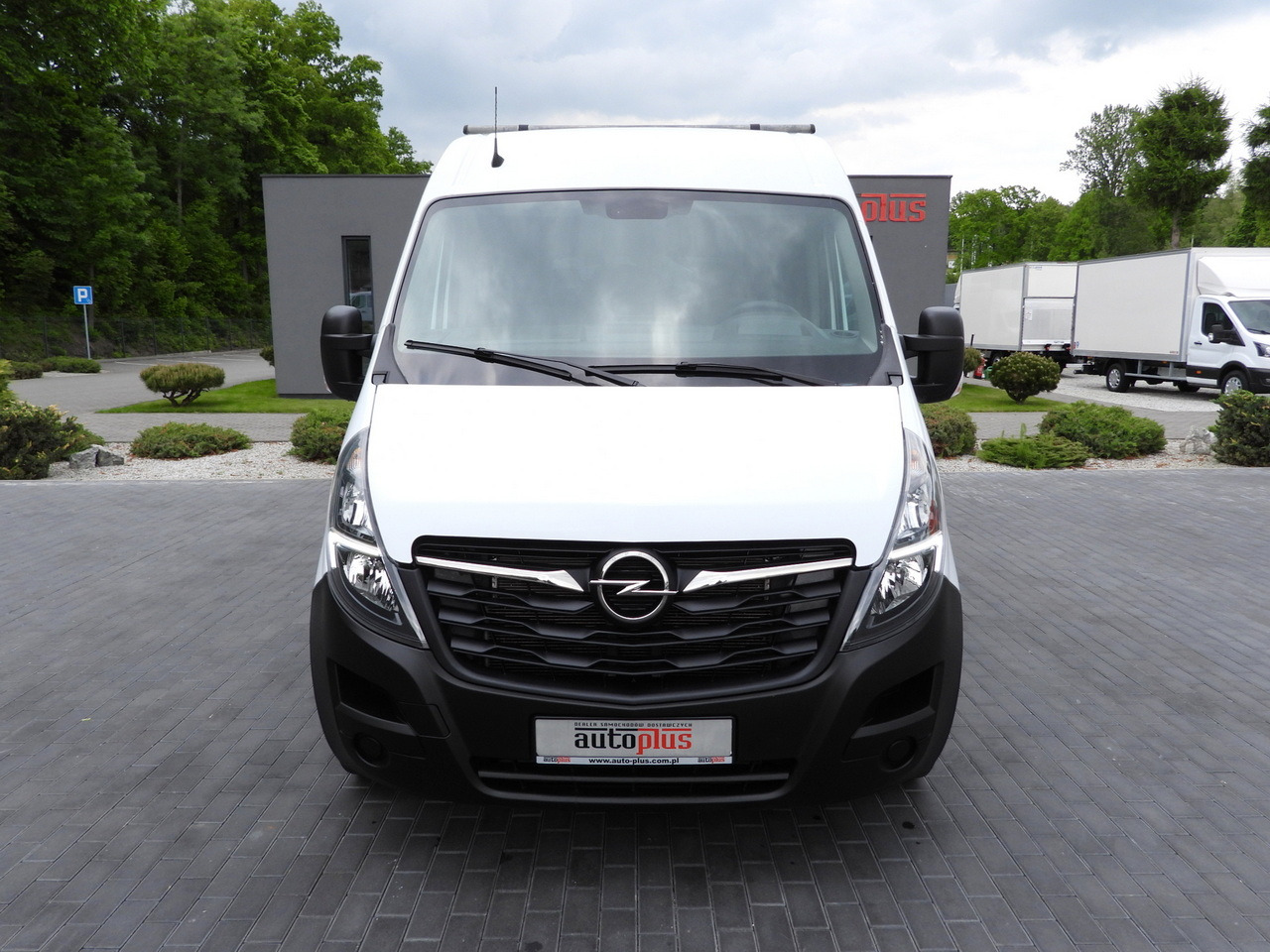 OPEL MOVANO  BOX DELIVERY VAN 7 SEATS CRUISE CONTROL LED LIGHTS AIR CONDITIONING  135HP - Panel van: picture 5 OPEL MOVANO  BOX DELIVERY VAN 7 SEATS CRUISE CONTROL LED LIGHTS AIR CONDITIONING  135HP - Panel van: picture 5