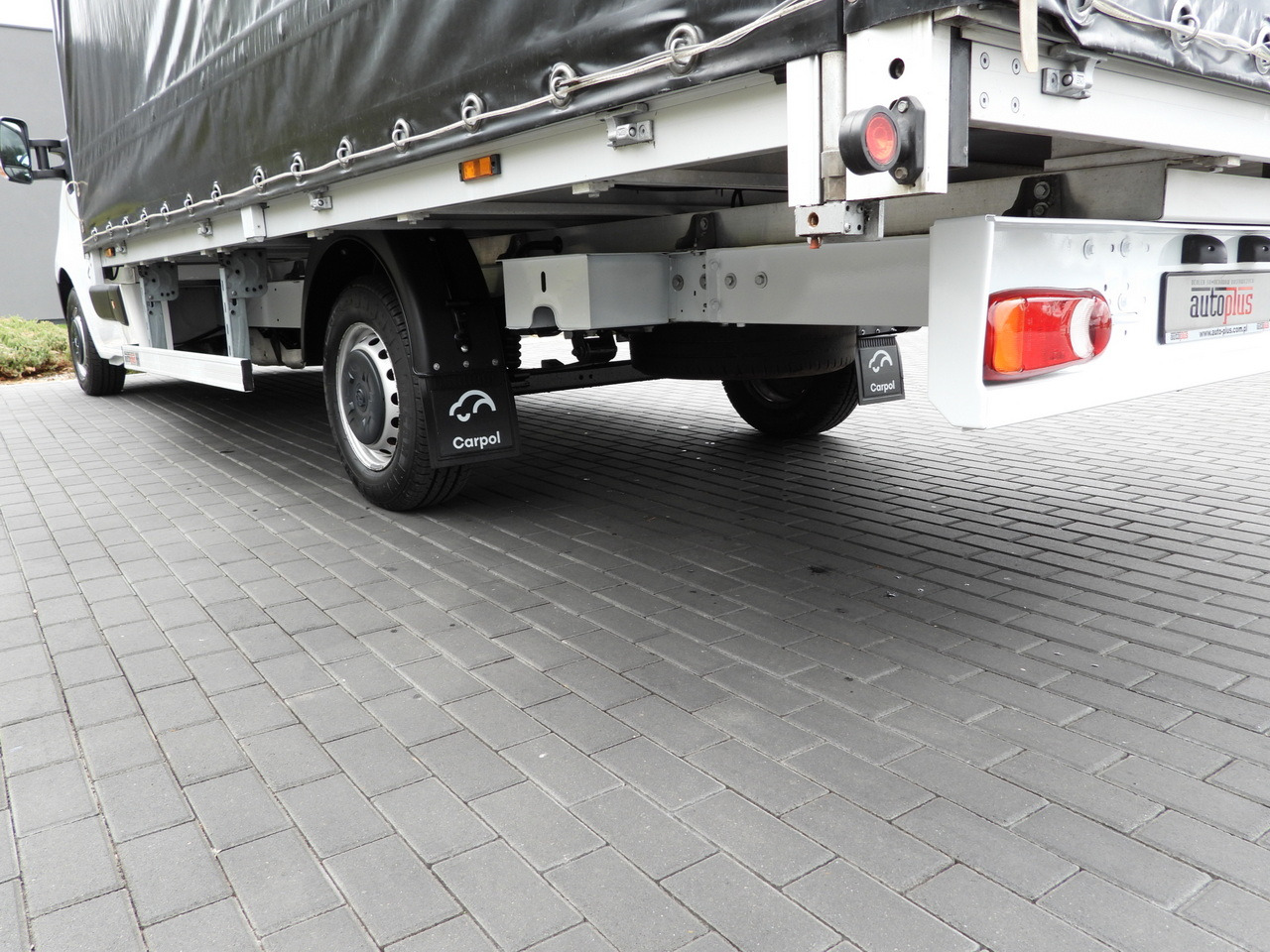 Curtain side van OPEL MOVANO TARPAULIN 10 PALLETS WEBASTO CRUISE CONTROL LED LIGHTS PNEUMATICS AIR CONDITIONING 165HP: picture 16 Curtain side van OPEL MOVANO TARPAULIN 10 PALLETS WEBASTO CRUISE CONTROL LED LIGHTS PNEUMATICS AIR CONDITIONING 165HP: picture 16