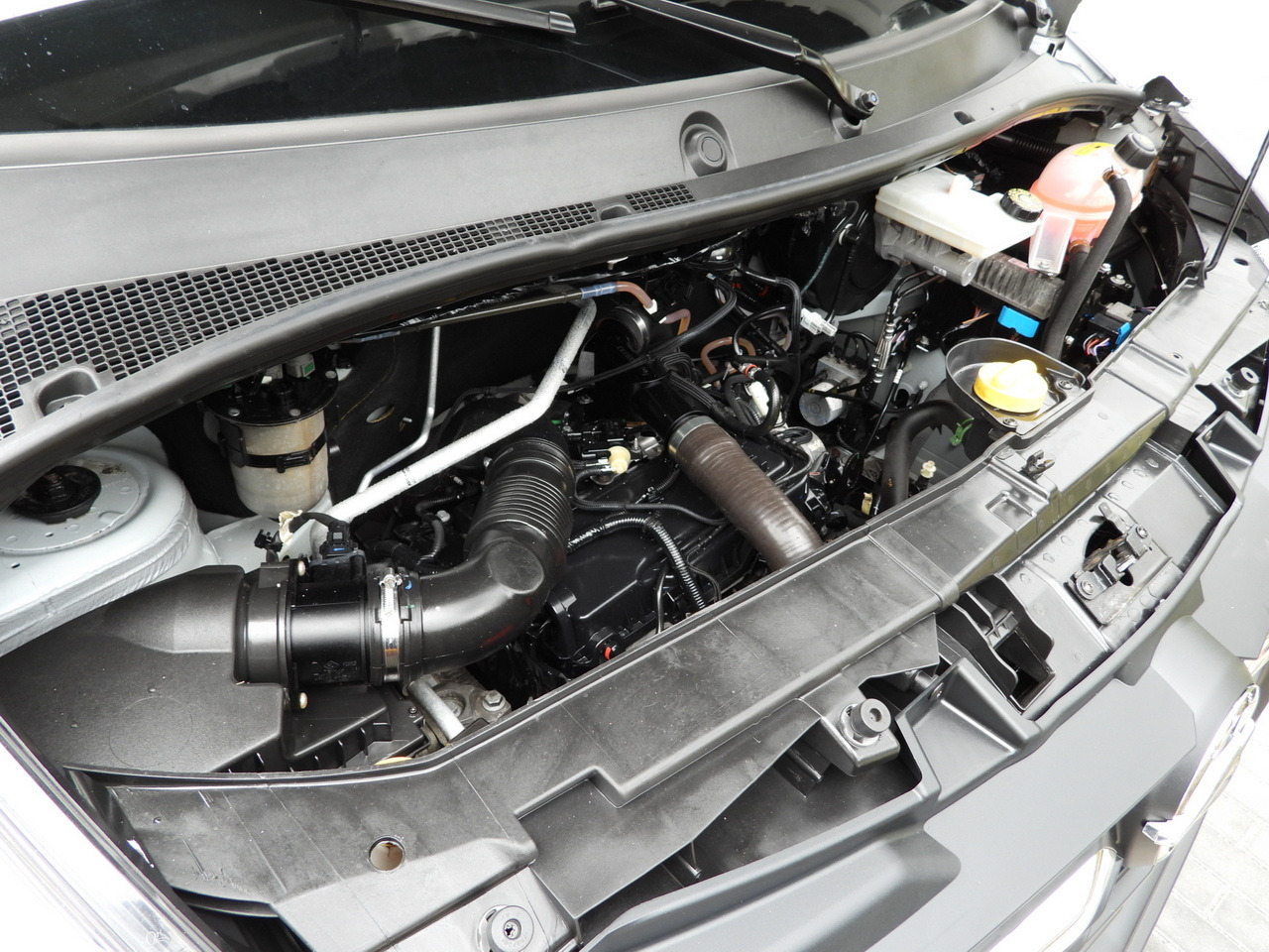 Curtain side van OPEL MOVANO TARPAULIN 10 PALLETS WEBASTO CRUISE CONTROL LED LIGHTS PNEUMATICS AIR CONDITIONING 165HP: picture 27 Curtain side van OPEL MOVANO TARPAULIN 10 PALLETS WEBASTO CRUISE CONTROL LED LIGHTS PNEUMATICS AIR CONDITIONING 165HP: picture 27