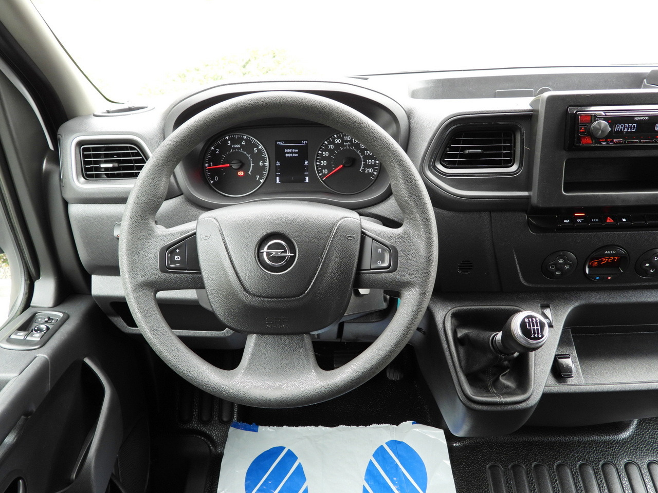 Curtain side van OPEL MOVANO TARPAULIN 10 PALLETS WEBASTO CRUISE CONTROL LED LIGHTS PNEUMATICS AIR CONDITIONING 165HP: picture 33 Curtain side van OPEL MOVANO TARPAULIN 10 PALLETS WEBASTO CRUISE CONTROL LED LIGHTS PNEUMATICS AIR CONDITIONING 165HP: picture 33