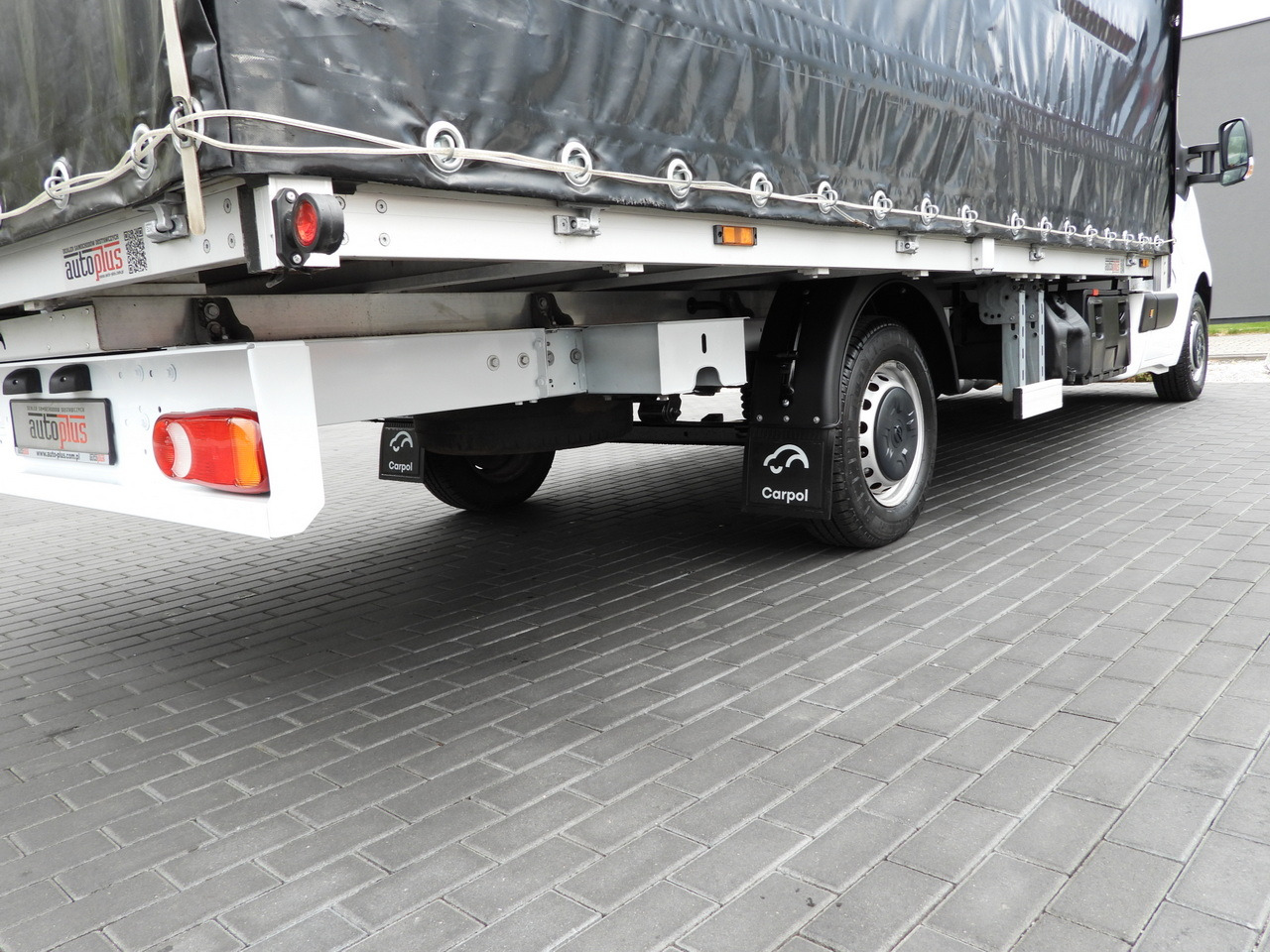 Curtain side van OPEL MOVANO TARPAULIN 10 PALLETS WEBASTO CRUISE CONTROL LED LIGHTS PNEUMATICS AIR CONDITIONING 165HP: picture 17 Curtain side van OPEL MOVANO TARPAULIN 10 PALLETS WEBASTO CRUISE CONTROL LED LIGHTS PNEUMATICS AIR CONDITIONING 165HP: picture 17