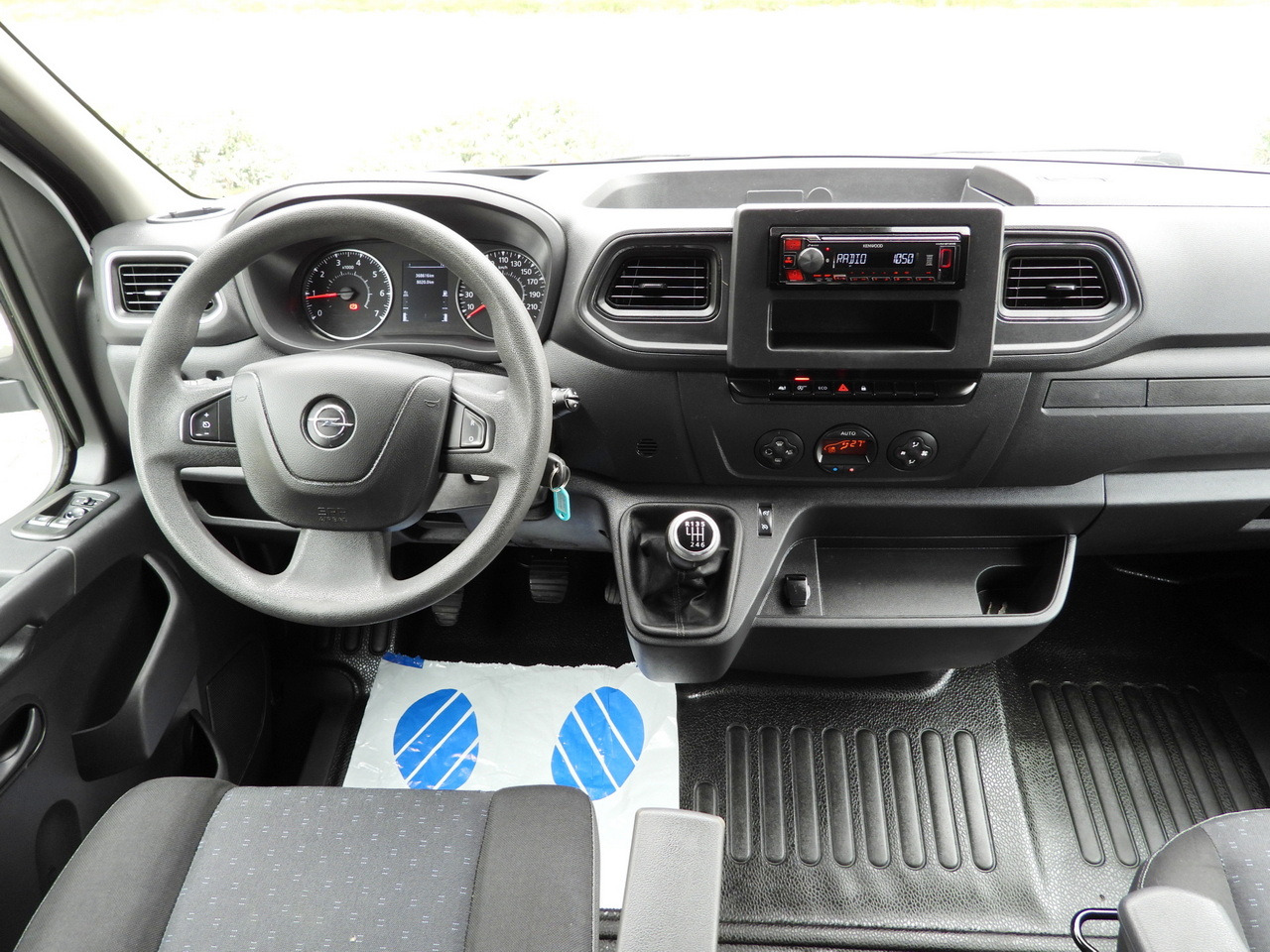 Curtain side van OPEL MOVANO TARPAULIN 10 PALLETS WEBASTO CRUISE CONTROL LED LIGHTS PNEUMATICS AIR CONDITIONING 165HP: picture 30 Curtain side van OPEL MOVANO TARPAULIN 10 PALLETS WEBASTO CRUISE CONTROL LED LIGHTS PNEUMATICS AIR CONDITIONING 165HP: picture 30