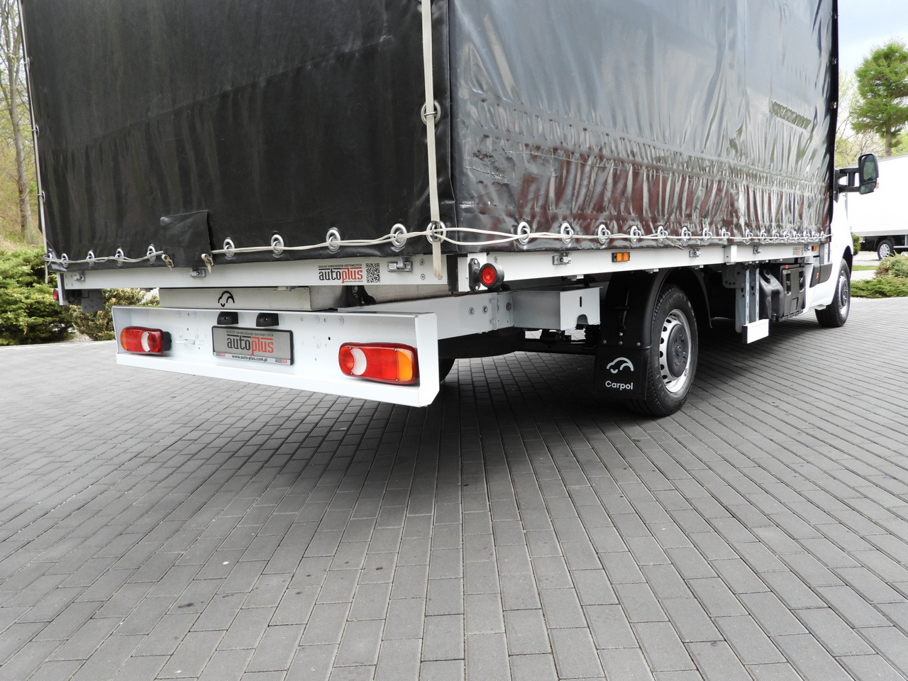 Curtain side van OPEL MOVANO TARPAULIN 10 PALLETS WEBASTO CRUISE CONTROL LED LIGHTS PNEUMATICS AIR CONDITIONING 165HP: picture 24 Curtain side van OPEL MOVANO TARPAULIN 10 PALLETS WEBASTO CRUISE CONTROL LED LIGHTS PNEUMATICS AIR CONDITIONING 165HP: picture 24