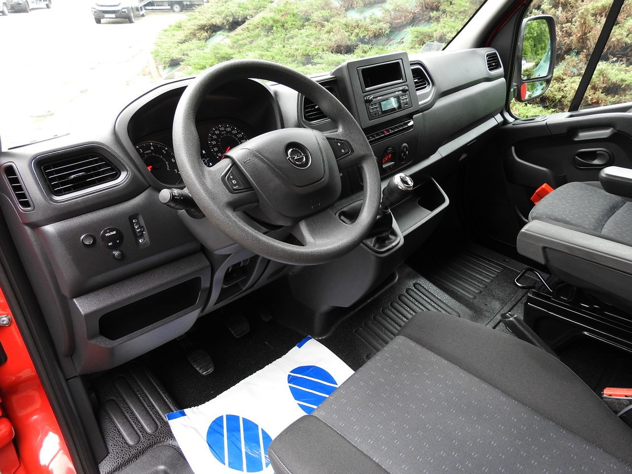 OPEL MOVANO TARPAULIN 10 PALLETS WEBASTO CRUISE CONTROL LED LIGHTS PNEUMATICS AIR CONDITIONING 165HP - Curtain side van: picture 2 OPEL MOVANO TARPAULIN 10 PALLETS WEBASTO CRUISE CONTROL LED LIGHTS PNEUMATICS AIR CONDITIONING 165HP - Curtain side van: picture 2