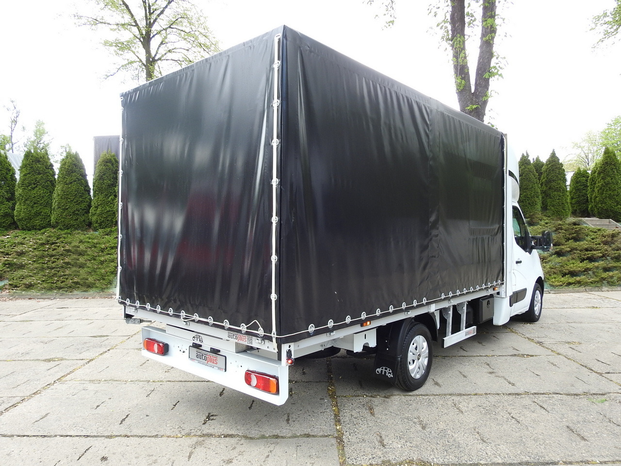 OPEL MOVANO TARPAULIN 8 PALLETS WEBASTO CRUISE CONTROL AIR CONDITIONING PNEUMATICS  170HP - Curtain side van: picture 3 OPEL MOVANO TARPAULIN 8 PALLETS WEBASTO CRUISE CONTROL AIR CONDITIONING PNEUMATICS  170HP - Curtain side van: picture 3